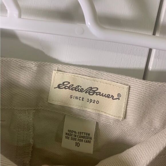 Eddie Bauer New Size 10 Tan Capris - Picture 2 of 4